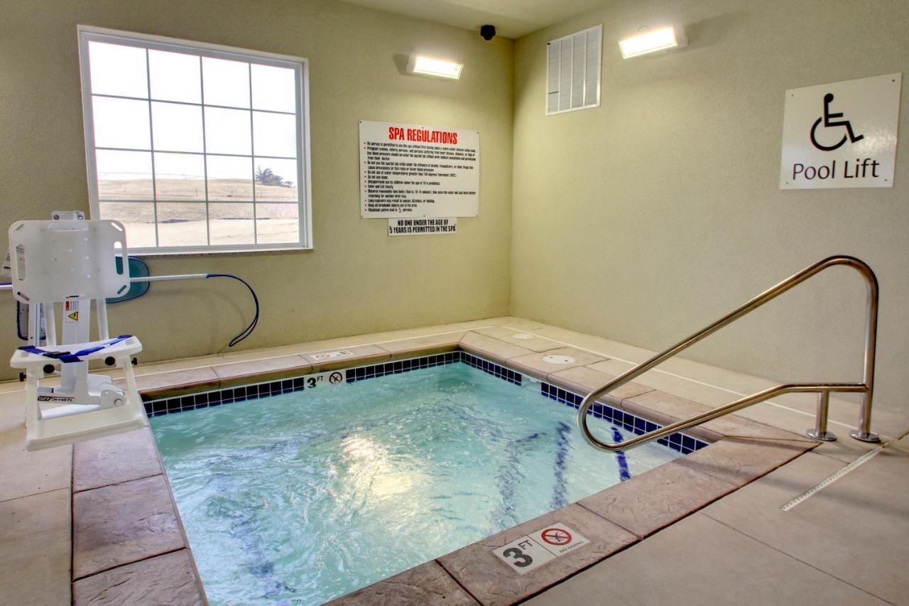 Stanton Inn And Suites Esterno foto