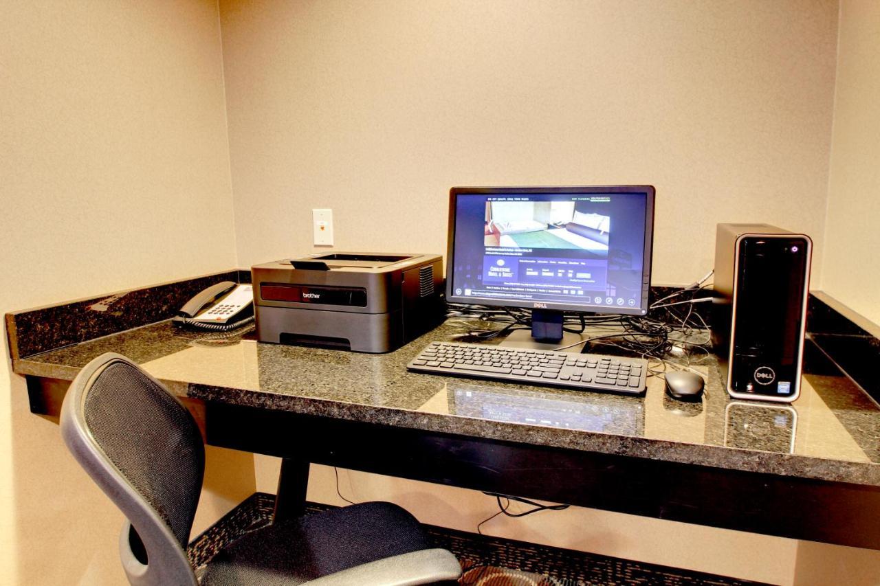 Stanton Inn And Suites Esterno foto