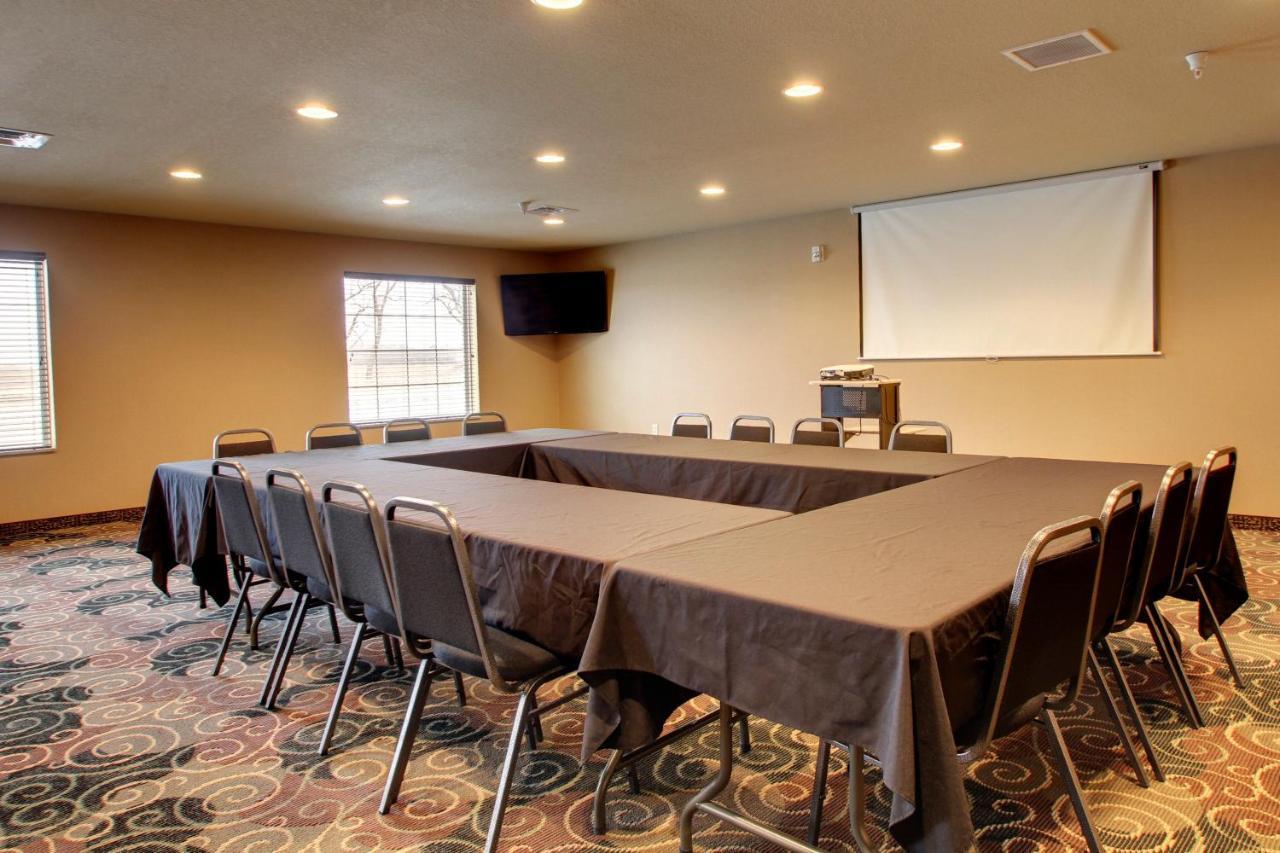 Stanton Inn And Suites Esterno foto